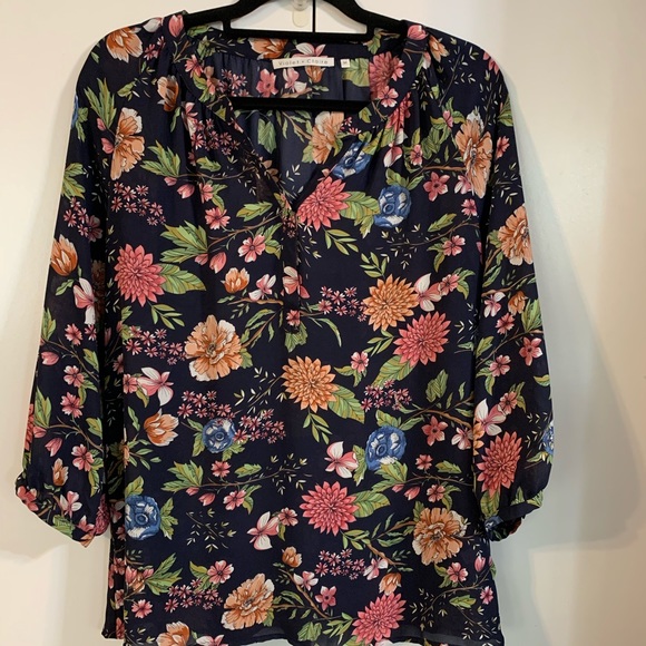 Violet & Claire floral blouse size Medium - Picture 1 of 8